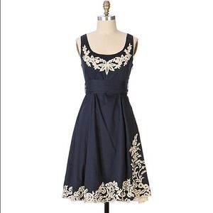 Anthropologie Viola Navy Embroidered Dress – Size 2 💙